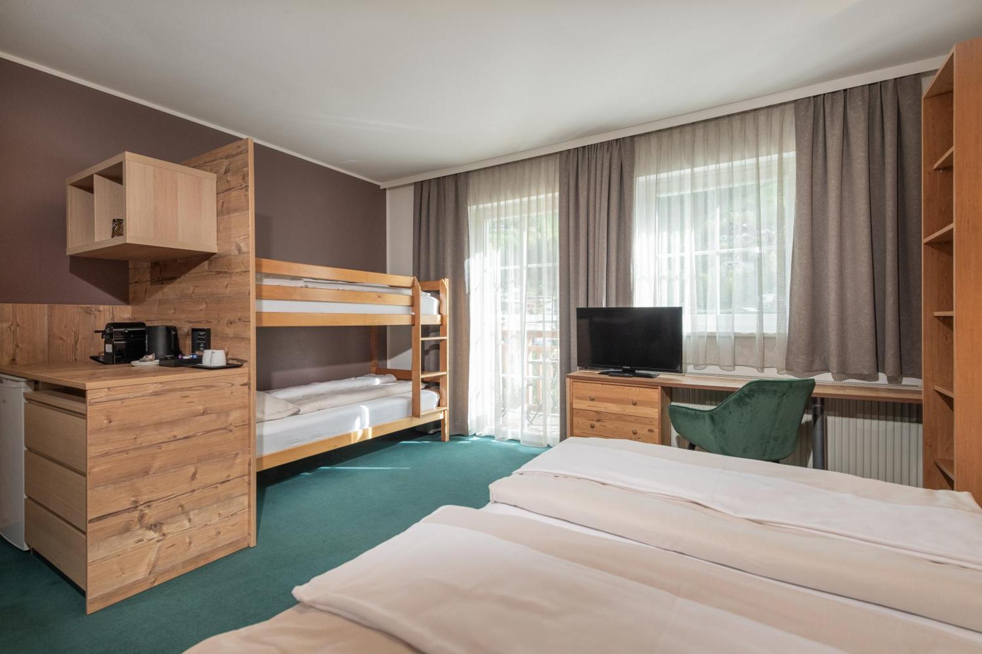 מטרי אין אוסטירול Alpenparks Hotel Montana חדר תמונה