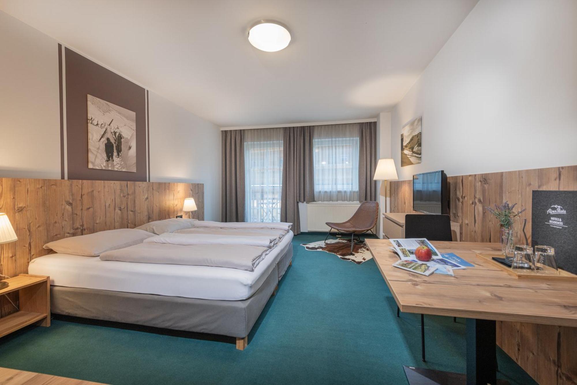 מטרי אין אוסטירול Alpenparks Hotel Montana חדר תמונה